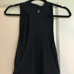 Born primitive black crop